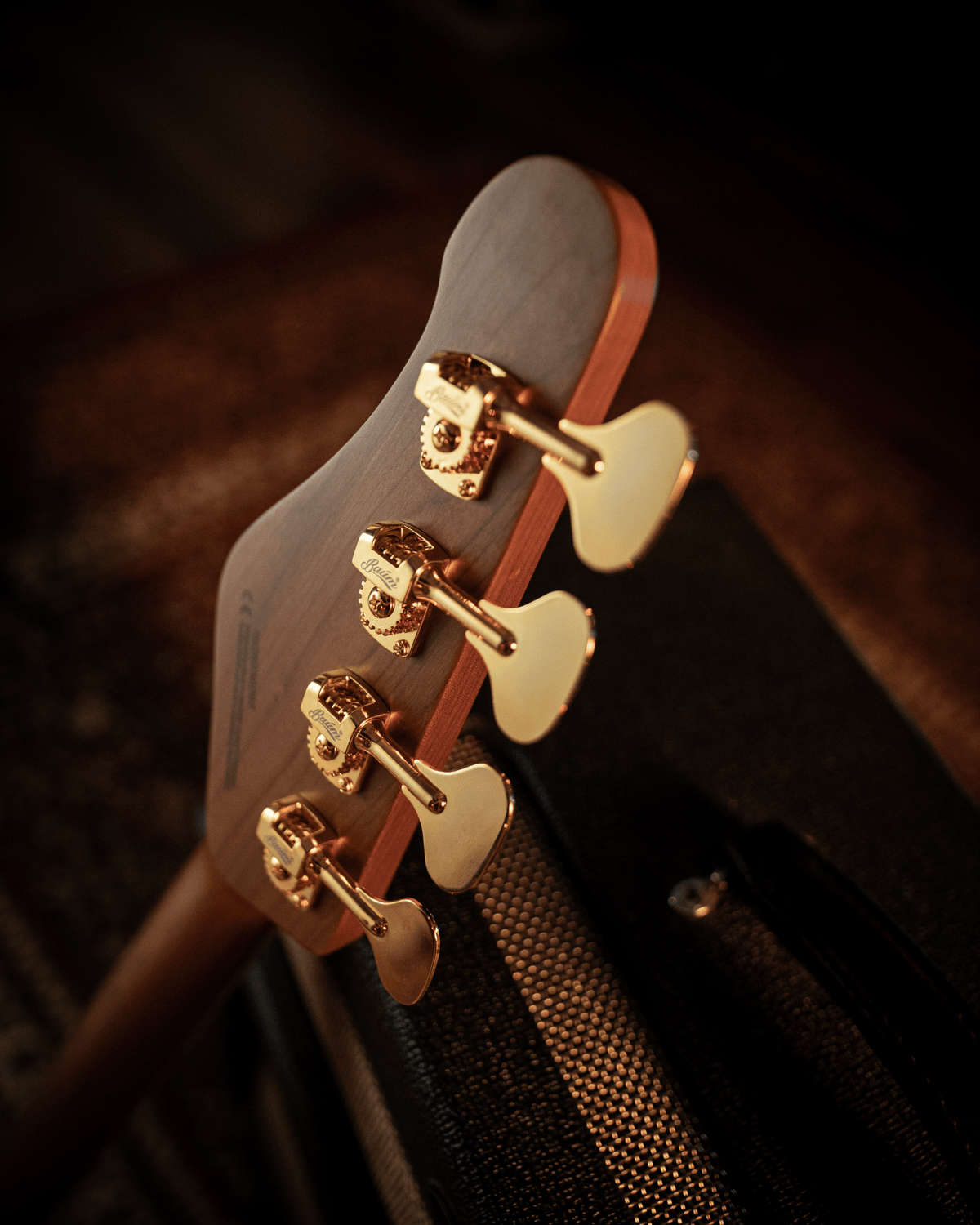 Pace Bass - Pure Black - Baum Guitars